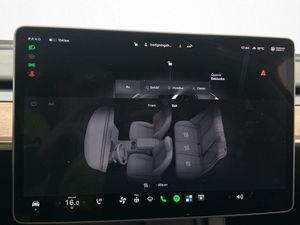 Tesla Model Y bild 30