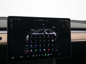 Tesla Model Y bild 31