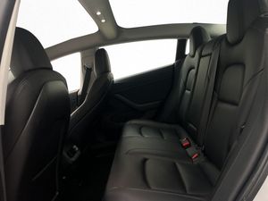 Tesla Model 3 bild 20