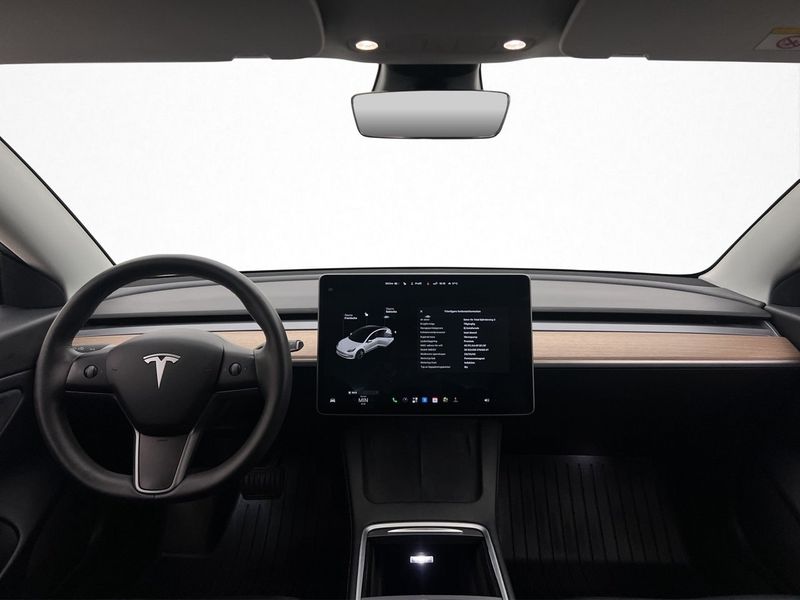 Tesla Model 3 bild 14