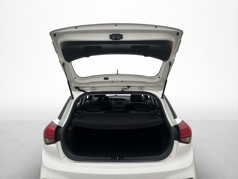 Hyundai i20 bild 13