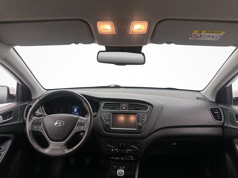 Hyundai i20 bild 15