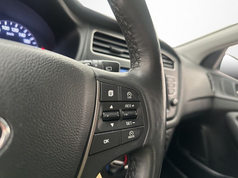 Hyundai i20 bild 21