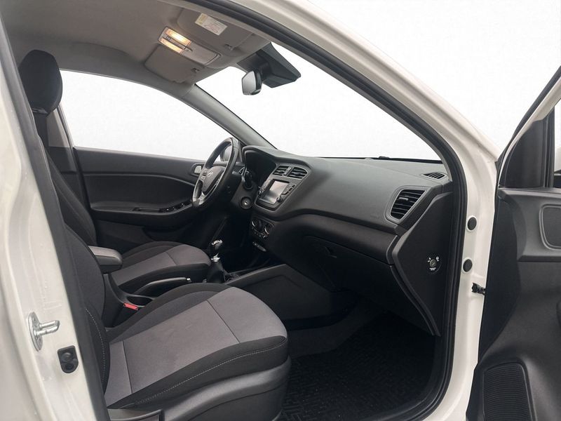 Hyundai i20 bild 12