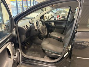 Peugeot 107 bild 11