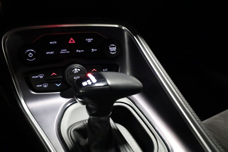 Dodge Challenger bild 17