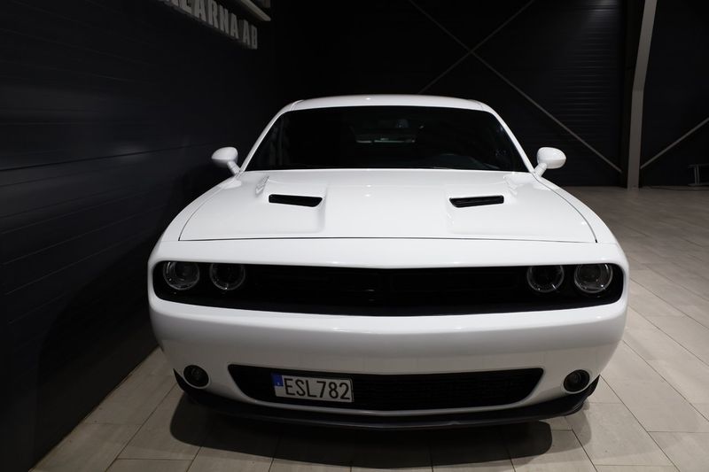Dodge Challenger bild 2