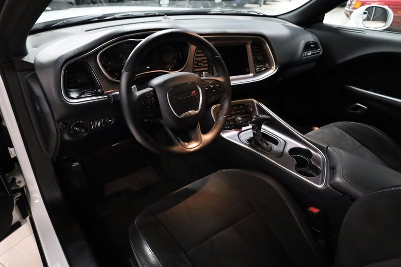 Dodge Challenger bild 11