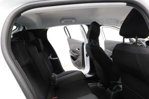 Peugeot 208 bild 16