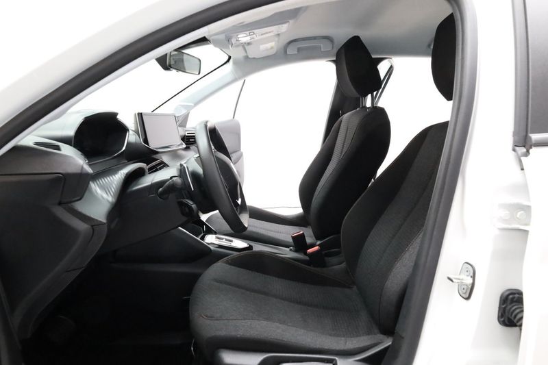 Peugeot 208 bild 14