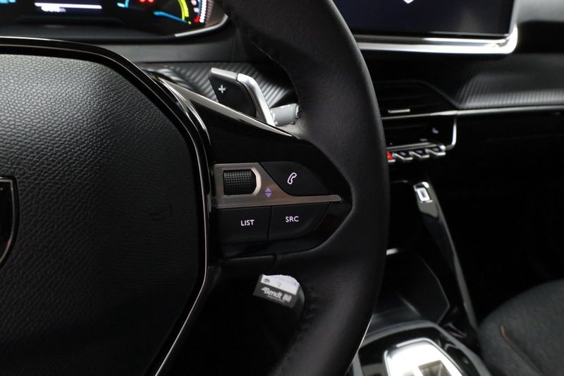 Peugeot 208 bild 18