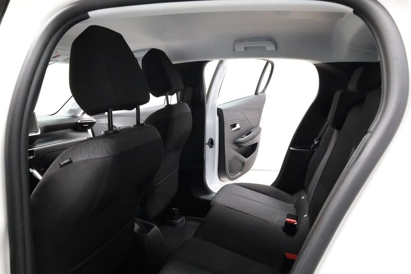 Peugeot 208 bild 15