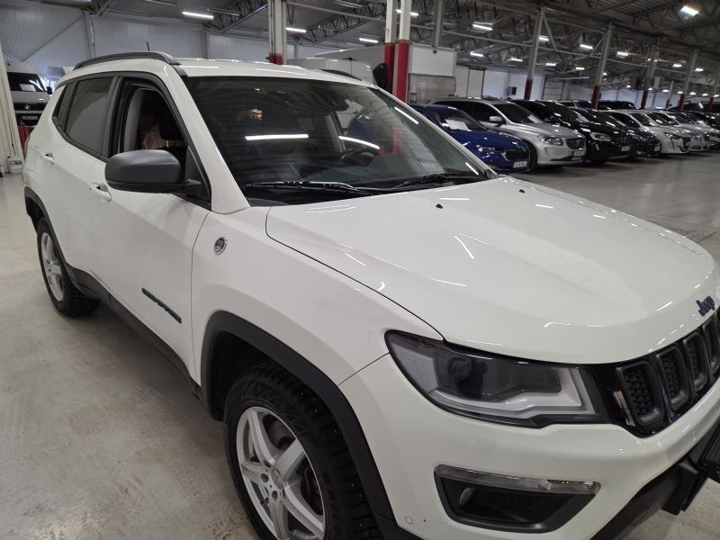 Jeep Compass bild 3