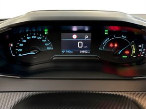 Peugeot e-2008 bild 9