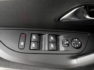 Peugeot e-2008 bild 6