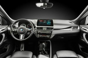 BMW X1 bild 8