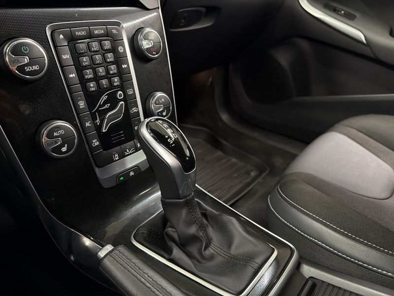 Volvo V40 bild 25