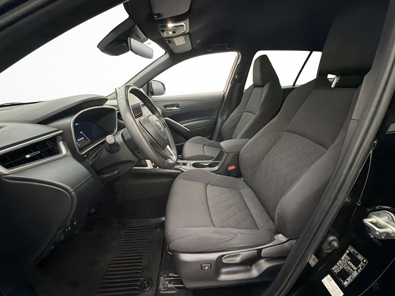 Toyota Corolla Cross bild 12