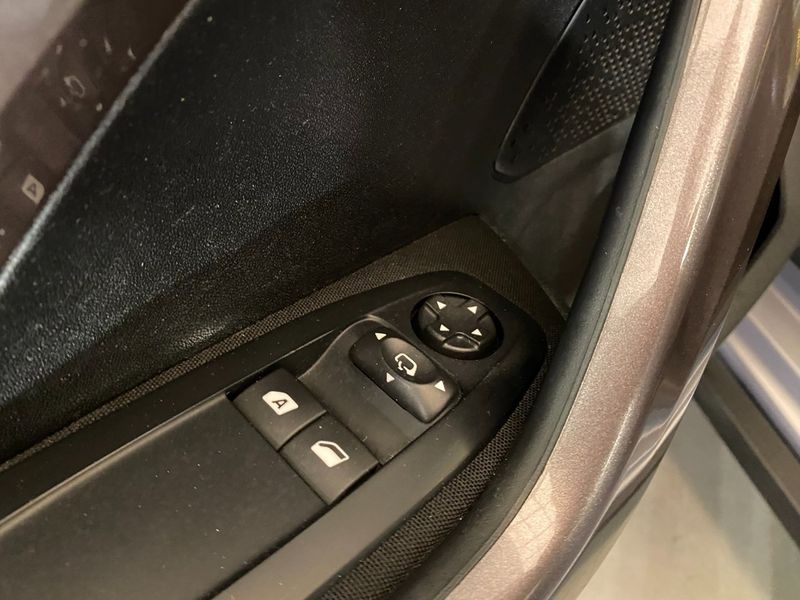 Peugeot 2008 bild 25