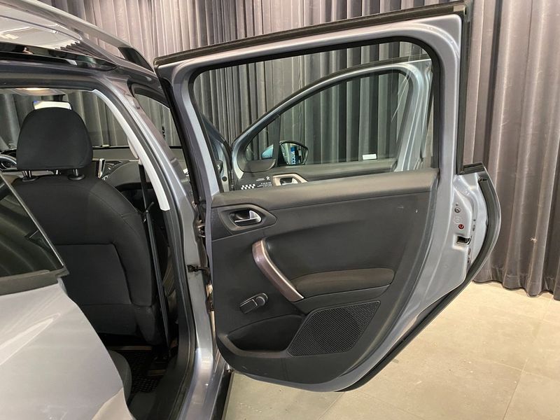 Peugeot 2008 bild 32