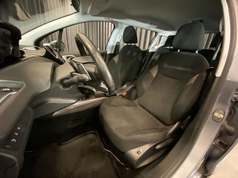 Peugeot 2008 bild 7