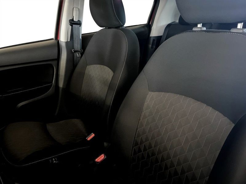 Mitsubishi Space Star bild 5