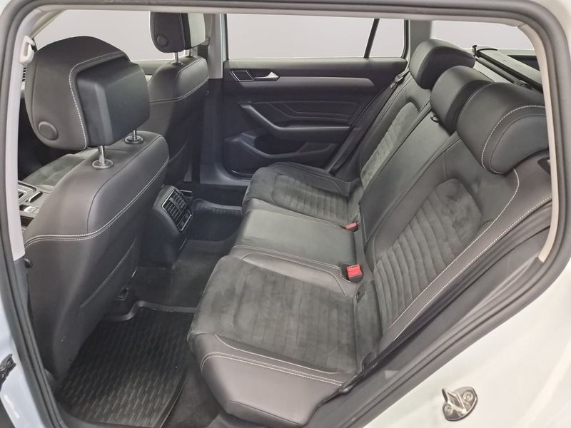 Volkswagen Passat bild 14