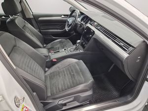 Volkswagen Passat bild 12