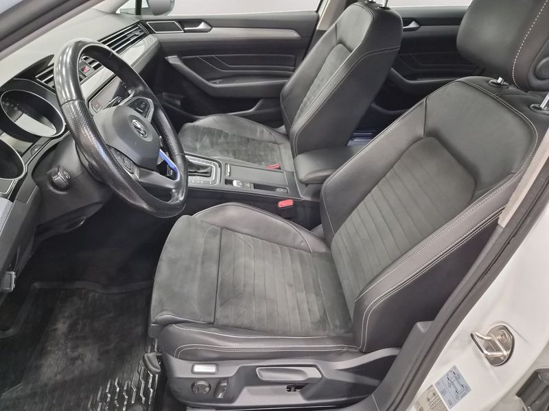 Volkswagen Passat bild 11