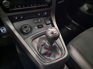 Toyota Yaris bild 16