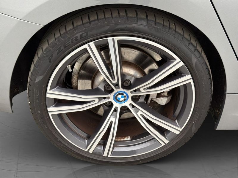 BMW 330 bild 34