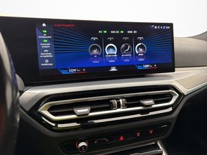 BMW 330 bild 20