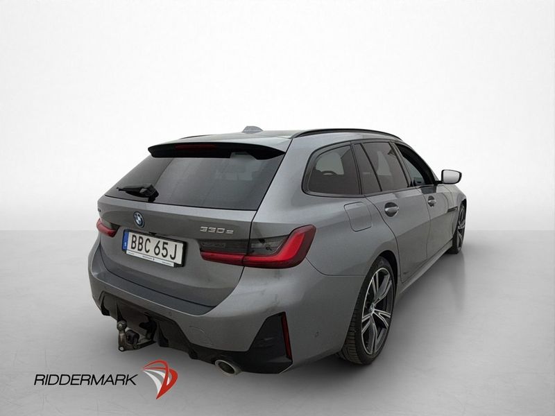 BMW 330 bild 8