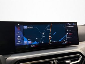 BMW 330 bild 18
