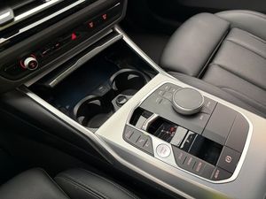BMW 330 bild 21