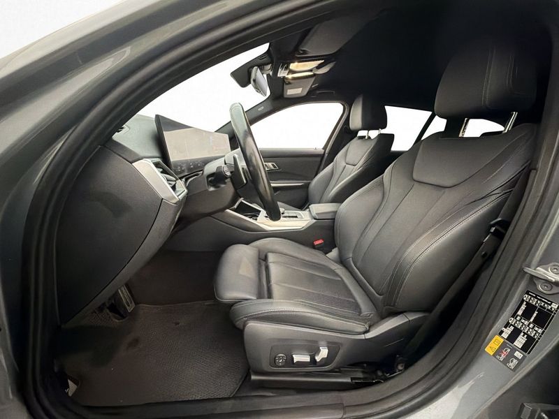 BMW 330 bild 11