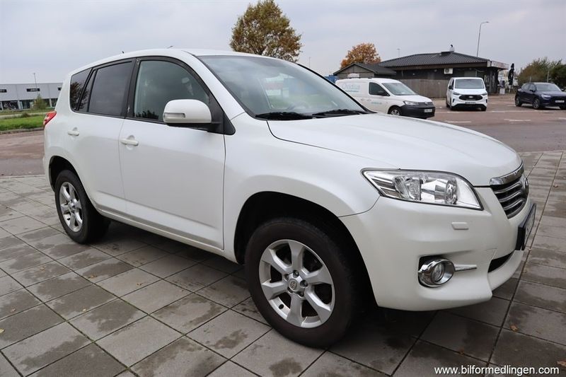 Toyota RAV4 bild 9
