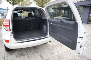 Toyota RAV4 bild 12