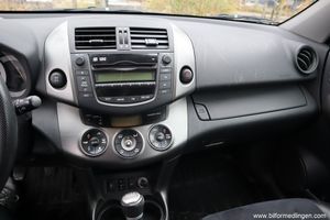 Toyota RAV4 bild 7