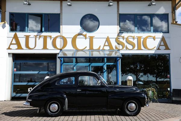 Volvo PV 444 A - 1947