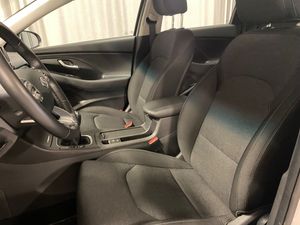 Hyundai i30 bild 9
