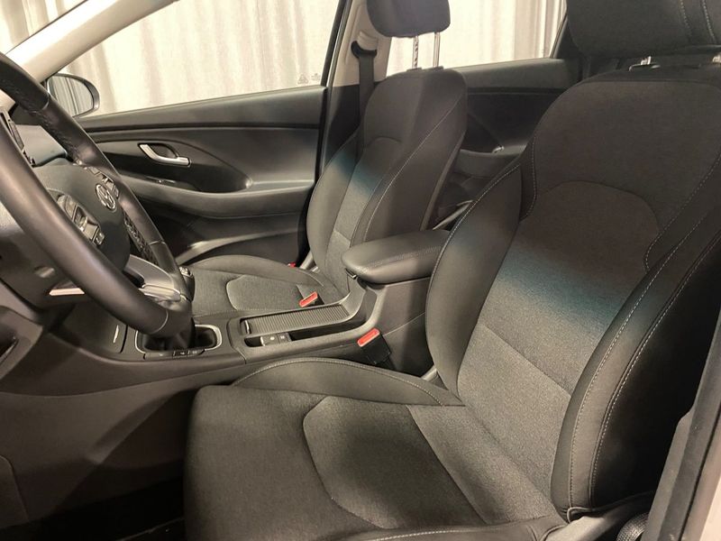 Hyundai i30 bild 9
