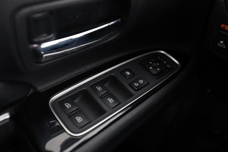 Mitsubishi Outlander bild 35