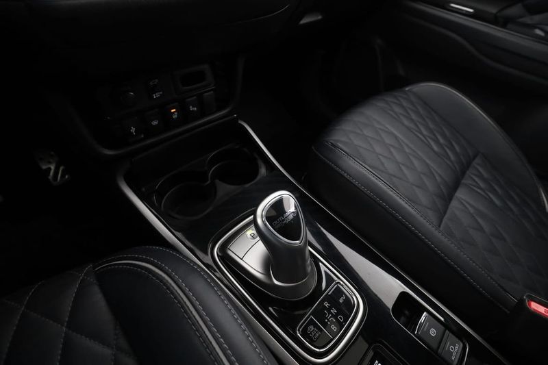 Mitsubishi Outlander bild 23
