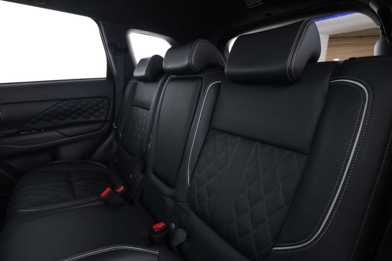 Mitsubishi Outlander bild 15
