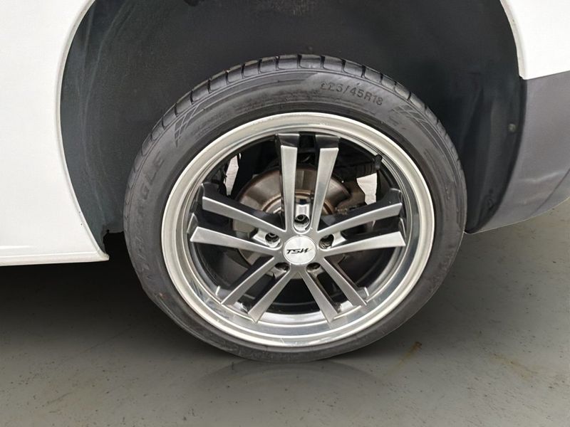 Peugeot Partner bild 32