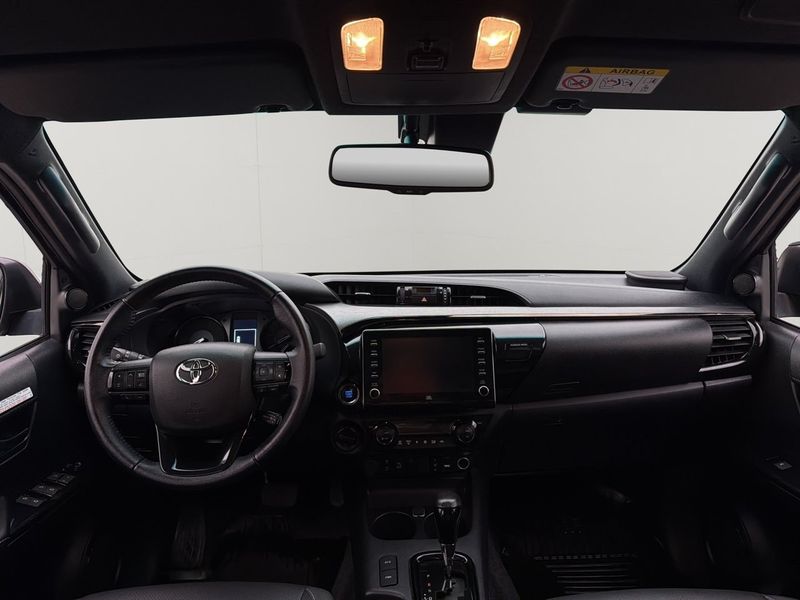 Toyota Hilux bild 16