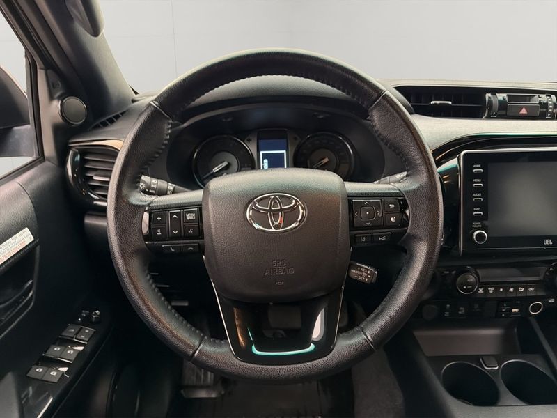 Toyota Hilux bild 17