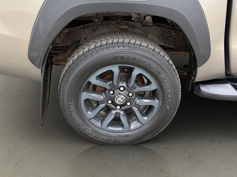 Toyota Hilux bild 37