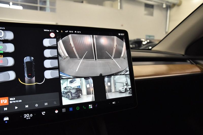 Tesla Model Y bild 15